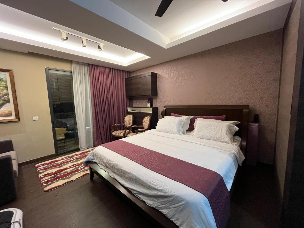 Guest Studio/suite Condominum Near *